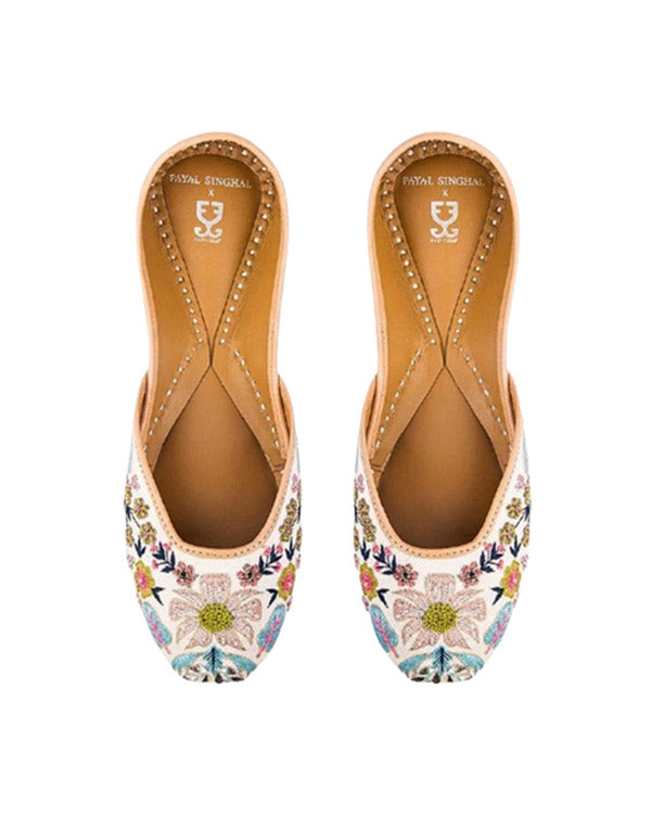 Flower Power : Juttis - Payal Singhal X Fizzy Goblet