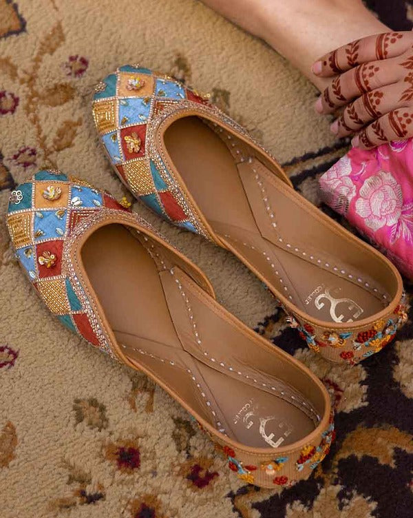 Patch made in heaven : Juttis - Multi Juttis - Fizzy Goblet