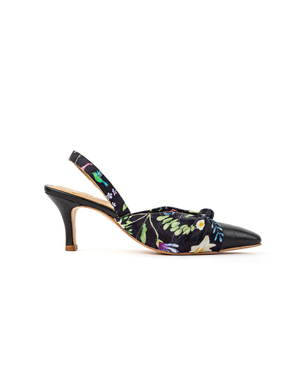 Salsa Mule Heels – Black